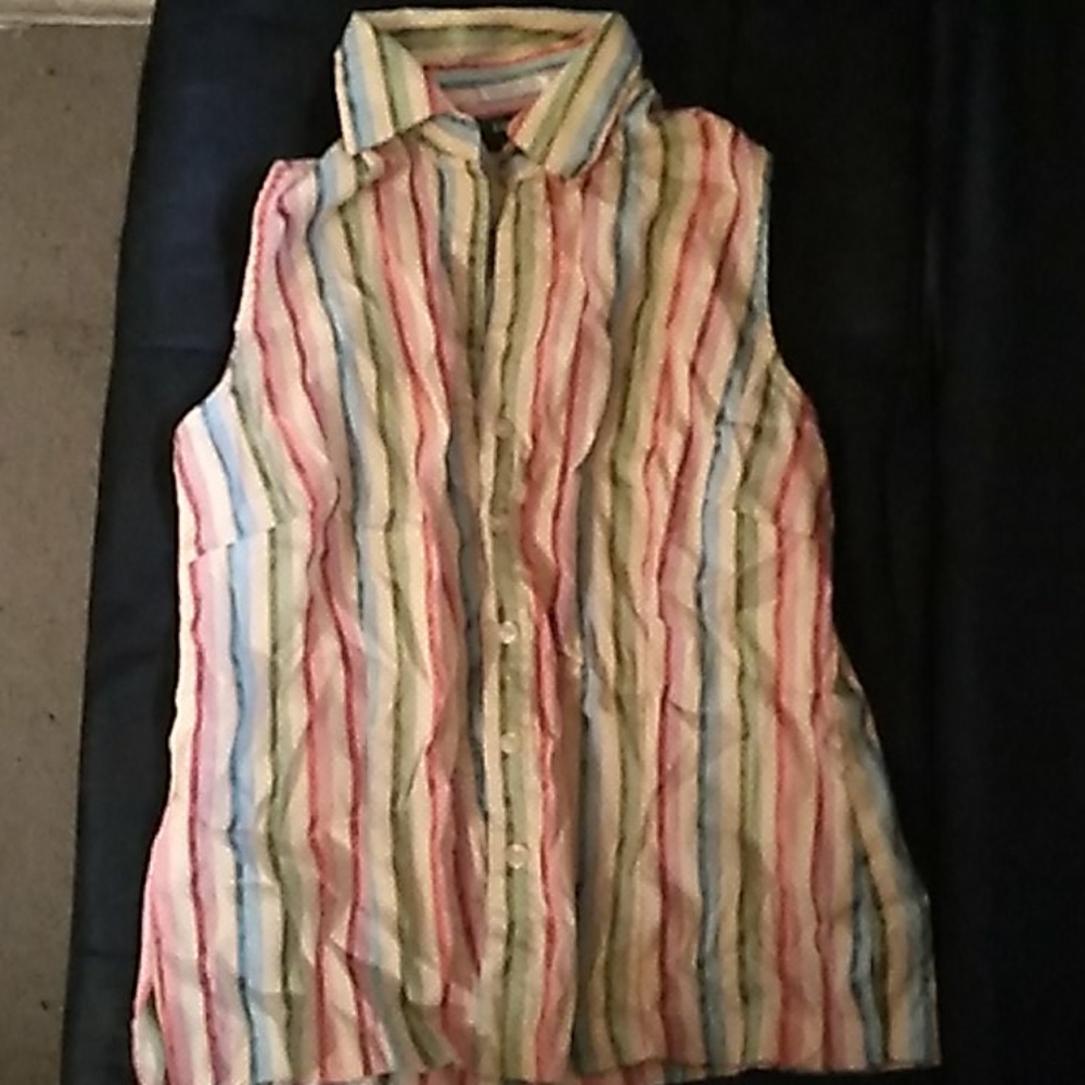 Sleeveless rainbow blouse